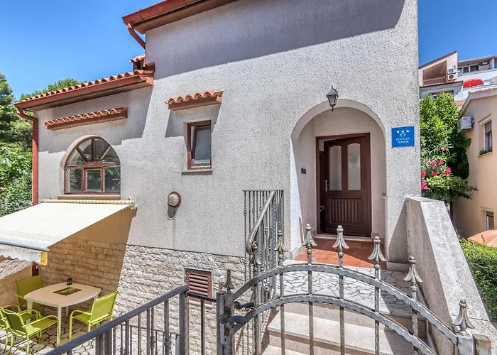 Vlado Apartamento Pula