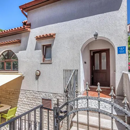 Vlado Apartamento Pula